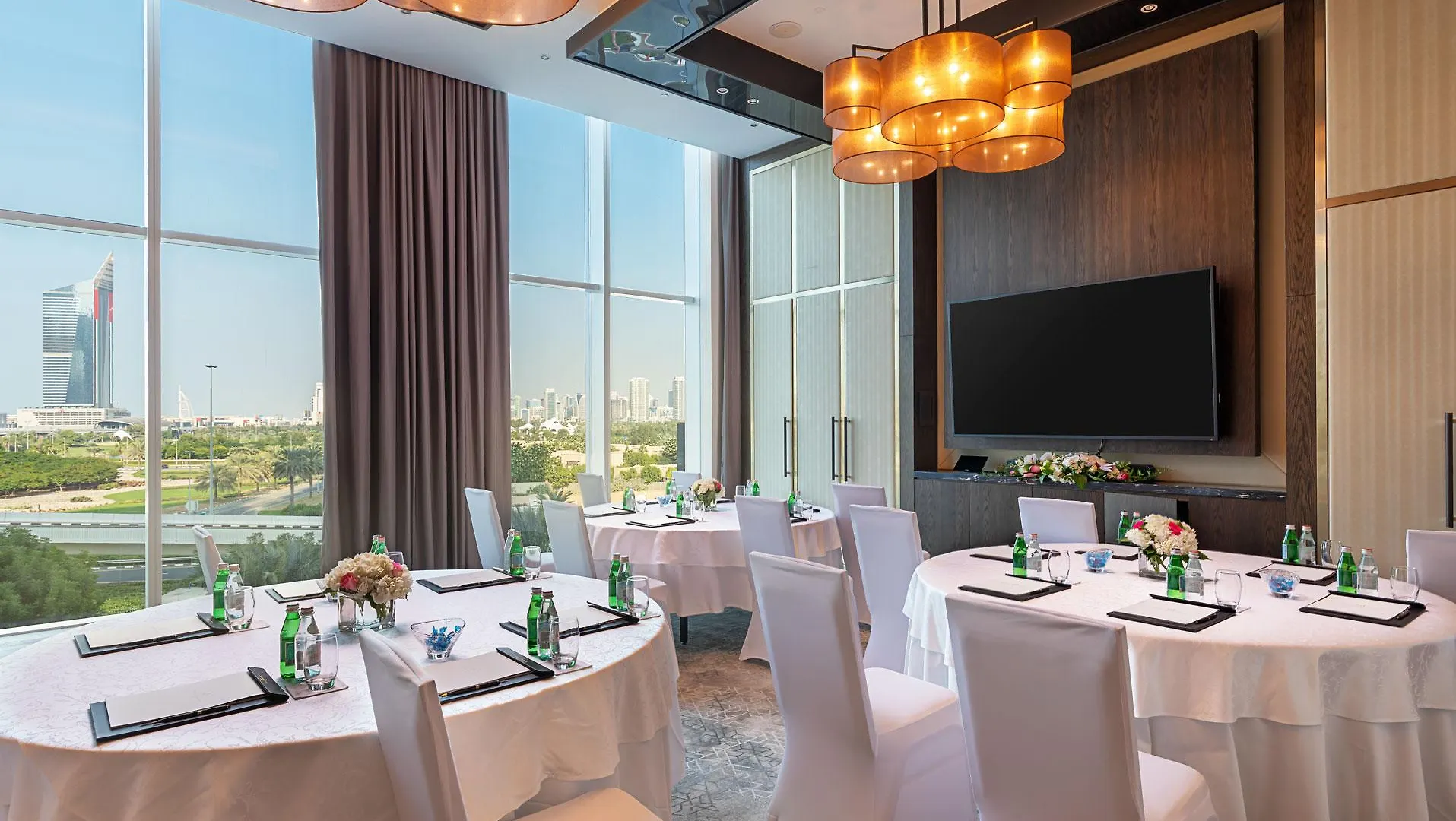 Taj Jumeirah Lakes Towers Ντουμπάι 5*,  Ηνωμένα Αραβικά Εμιράτα